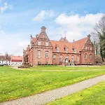 4 Star In * Skanderborg