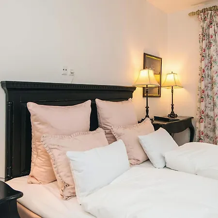 4 Star In Holiday home