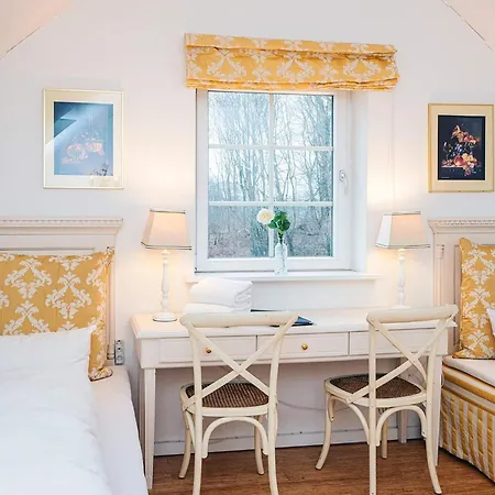 4 Star In Holiday home *