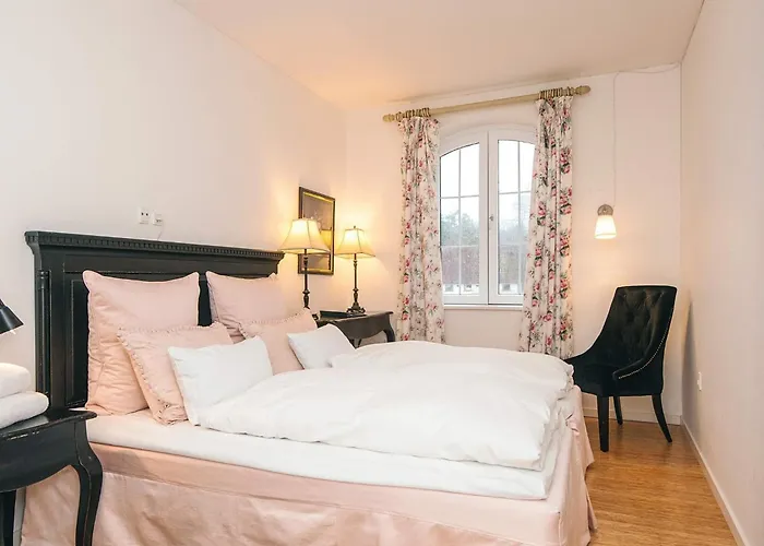 4 Star In * Skanderborg